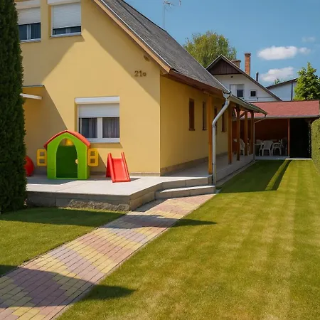 Дом отдыха Balaton Golden *